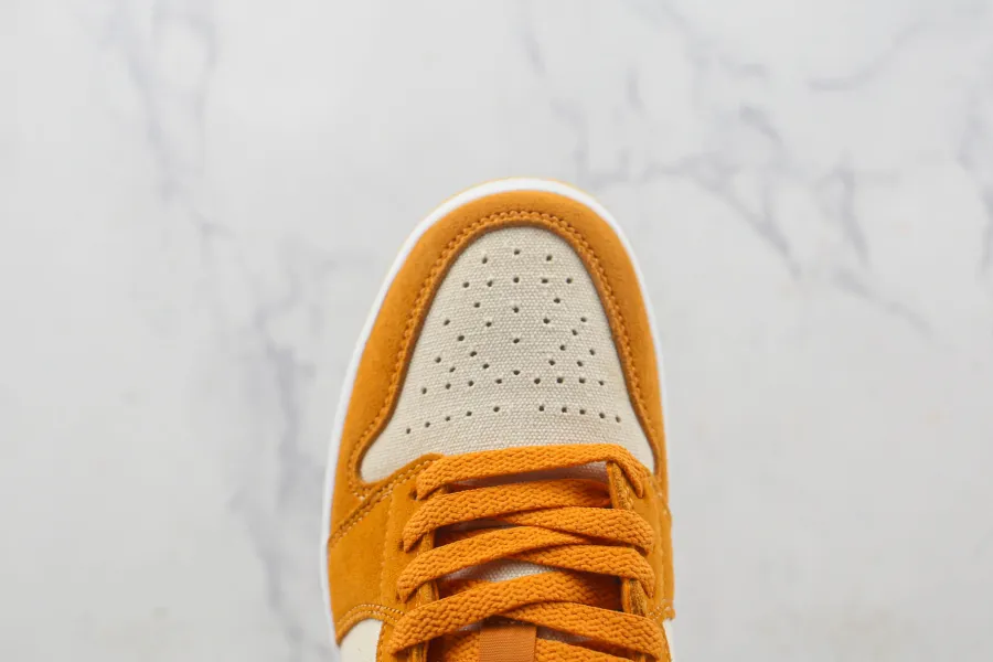 Air Jordan 1 Low Se Light Curry 