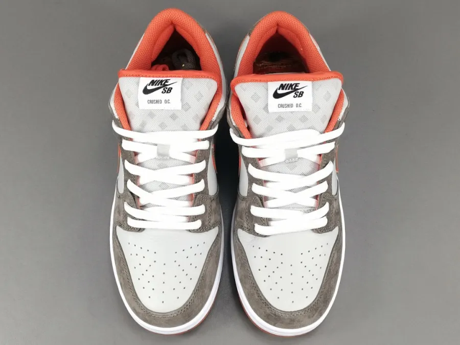 Crushed D.c. X Sb Dunk Low Orange-Brown