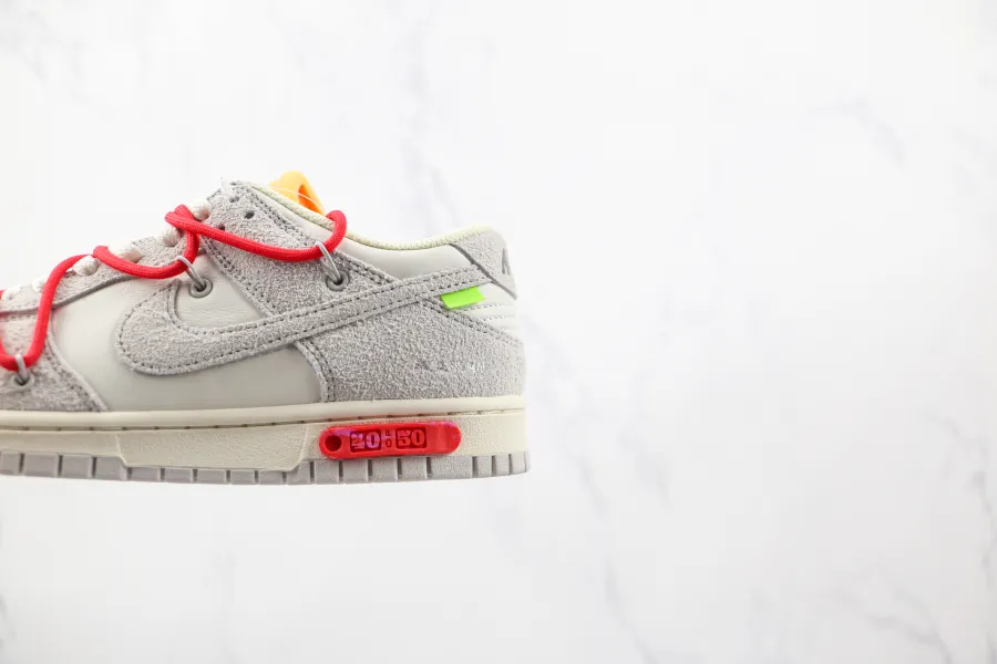 Off-White X Nike Dunk Low Lot 40 