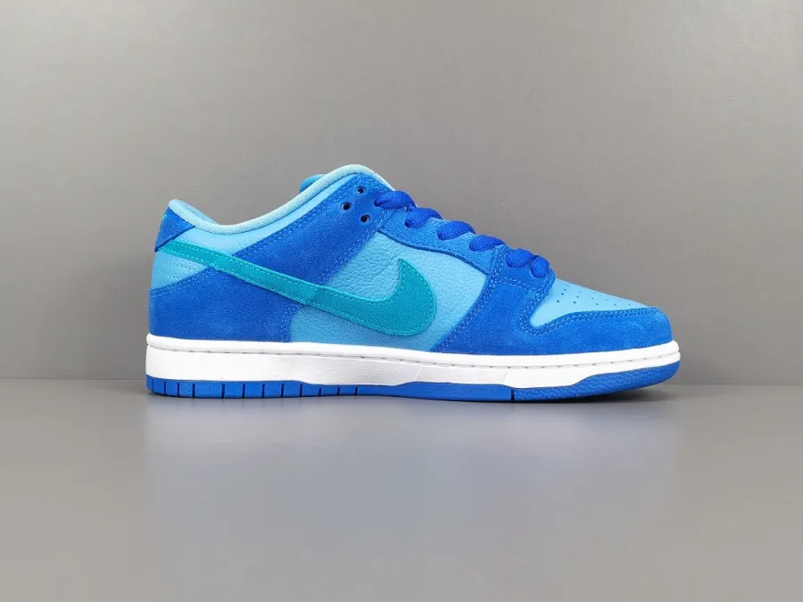 Dunk Lows Blue Raspberry