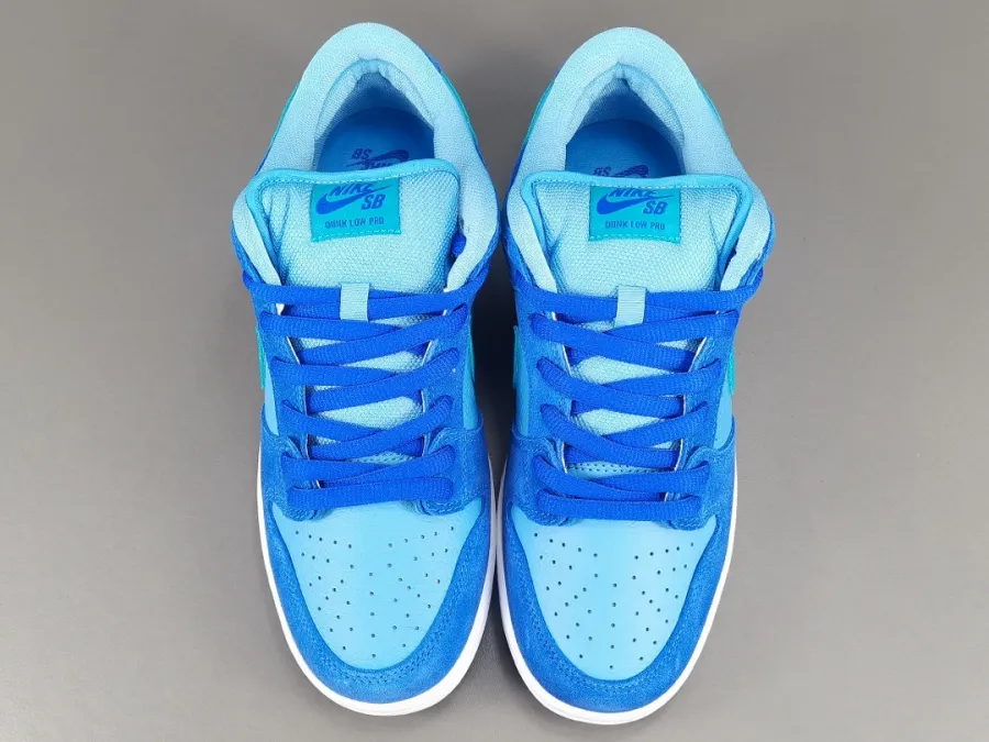 Dunk Lows Blue Raspberry