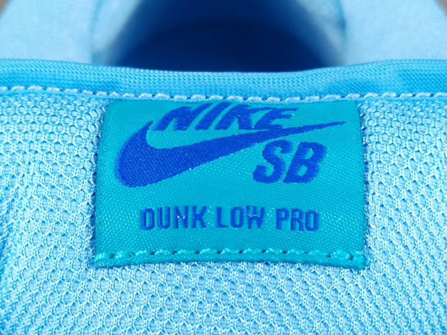 Dunk Lows Blue Raspberry