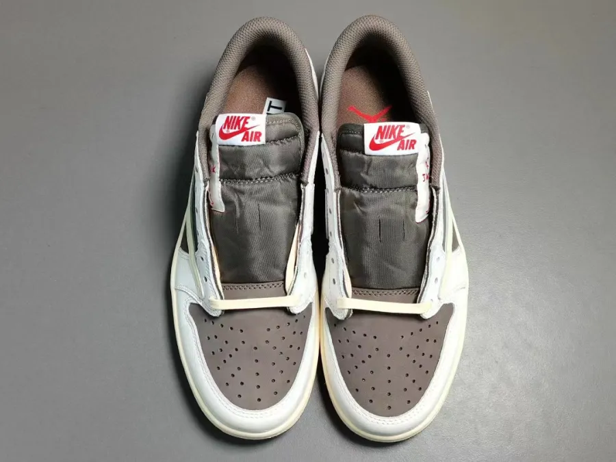 Travis Scott Jordan 1 Low Reverse Mocha