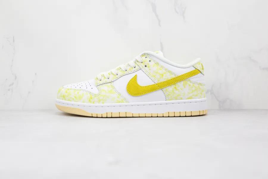 Dunk Low Yellow Strike