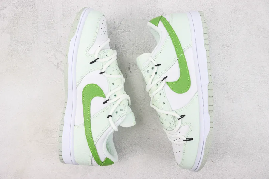 Dunks Low White Mint