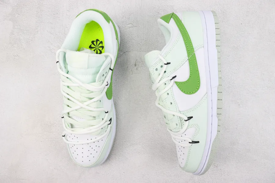 Dunks Low White Mint