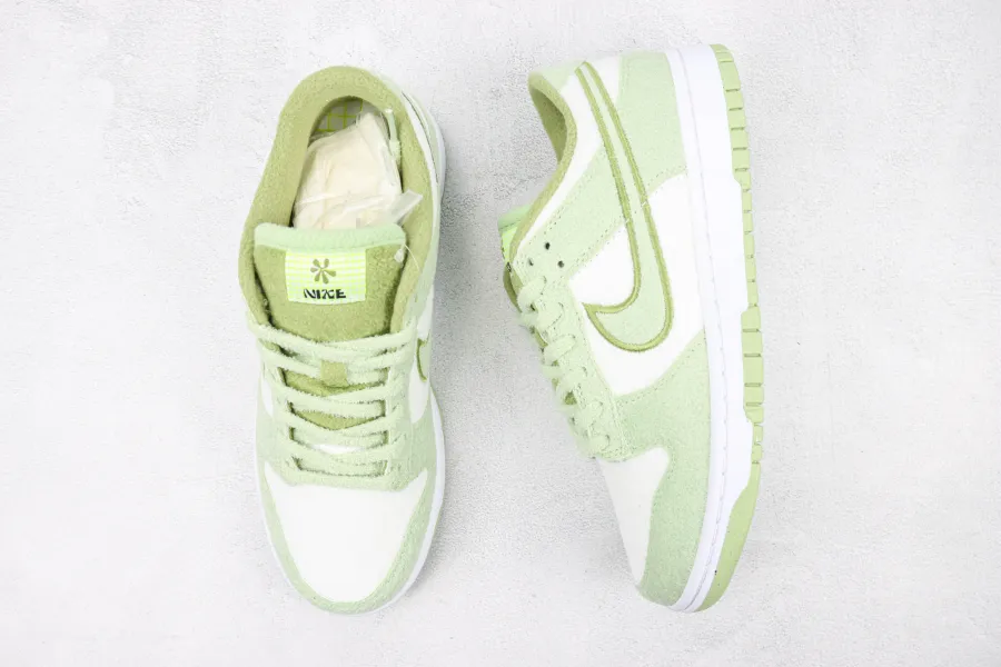 Dunk Low Wmns Fleece Pack Honeydew 