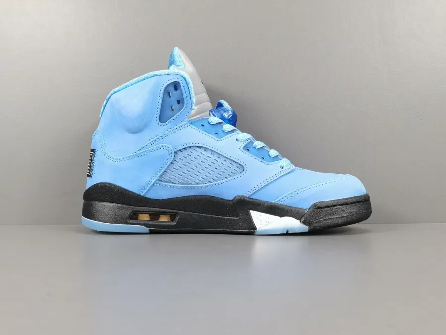 Air Jordan 5 Retro Unc  University Blue