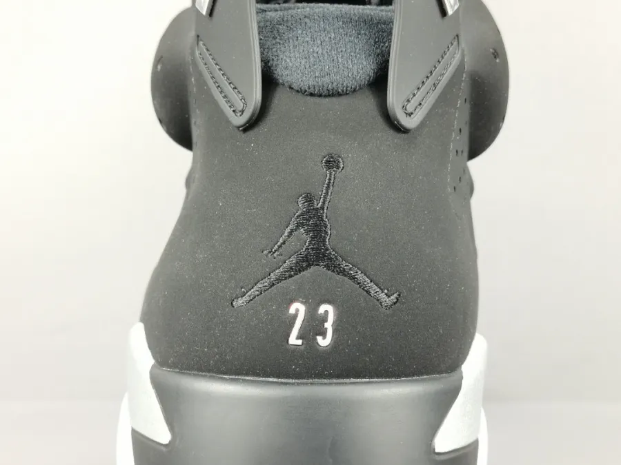 Air Jordan 6 Retro Chrome Metallic Silver 2022