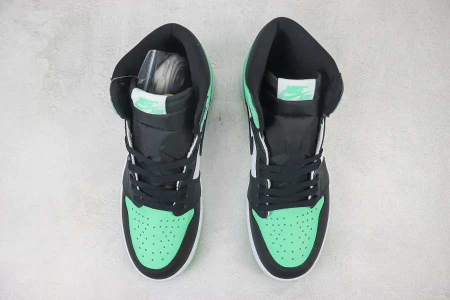 Air Jordan 1 Retro High Og Green Glow 