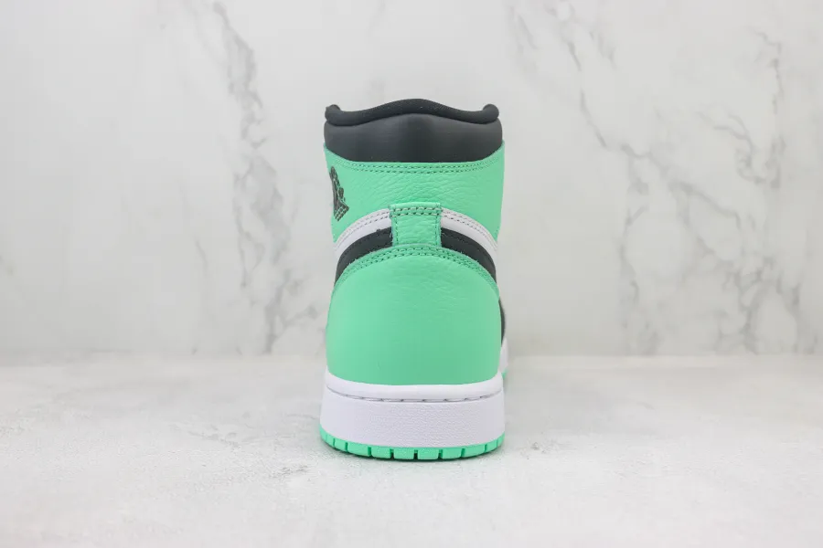 Air Jordan 1 Retro High Og Green Glow 