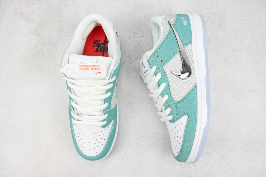 April Skateboards X Dunk Low Sb Turbo Green 