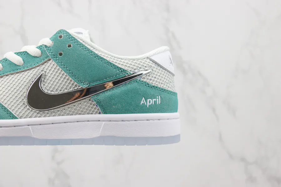 April Skateboards X Dunk Low Sb Turbo Green 