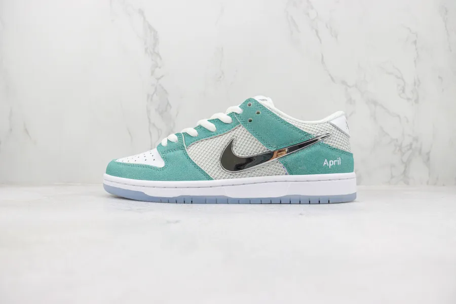 April Skateboards X Dunk Low Sb Turbo Green 