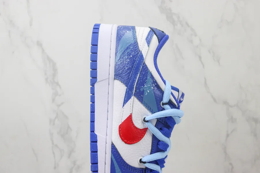 Nike Dunks Low White Black Blue