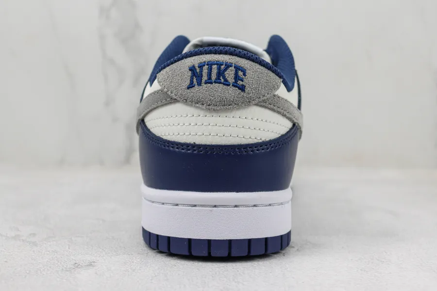 Dunk Low Midnight Navy 