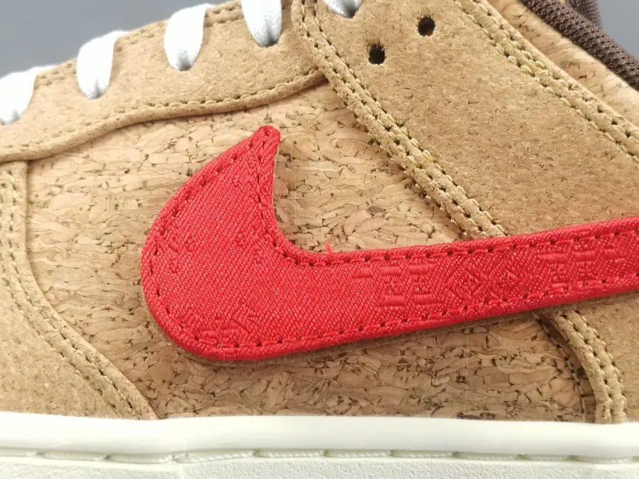 Clot X Dunk Low Sp Cork